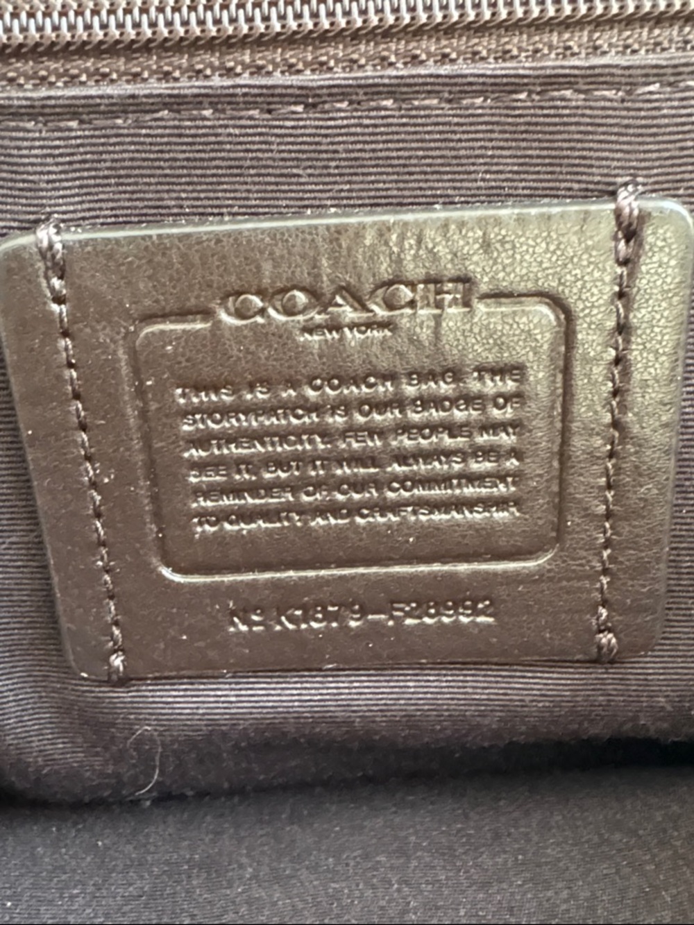 Coach Cream Pebbled Leather Shoulder Bag with Gold Hardware - Picture 7 of 11